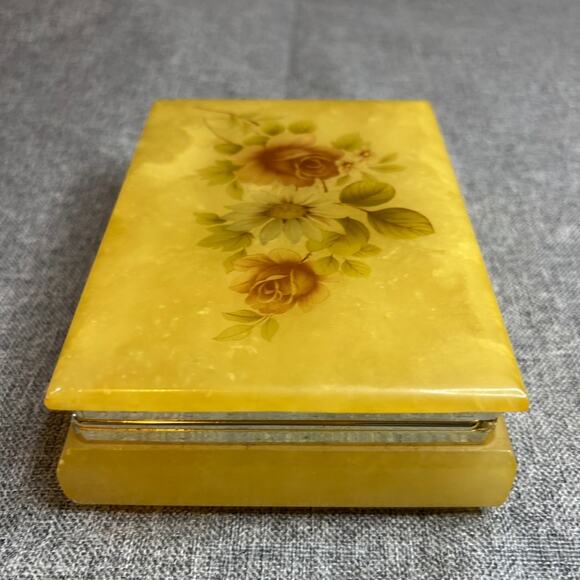 Vintage Genuine Himark Yellow ALABASTER TRINKET BOX Made In Italy roses - Picture 3 of 9
